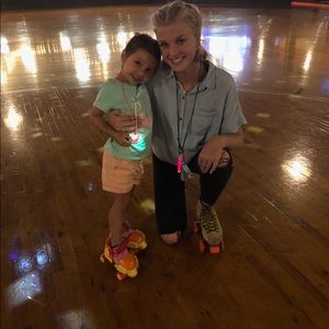 Meet your Posher, Avery